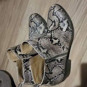 Lucky brand booties